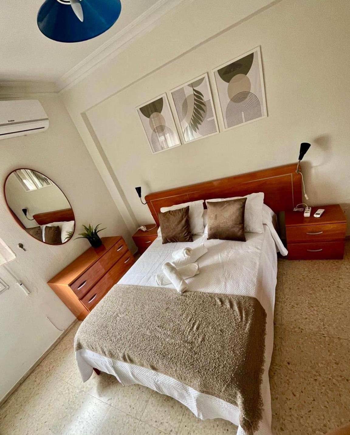 Cozy Apartment Next To Center 세비야 외부 사진